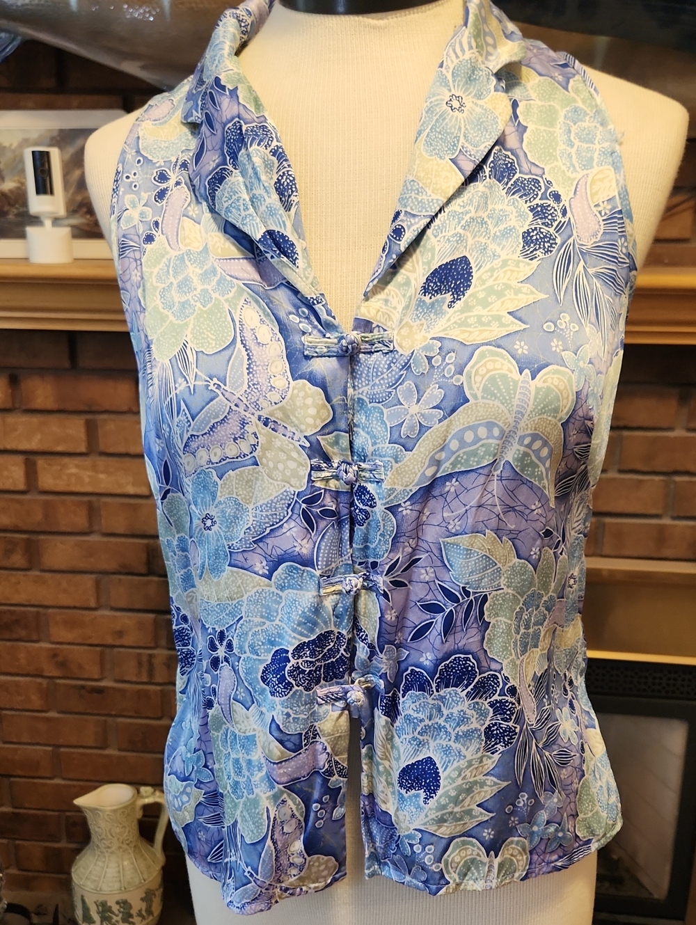 august silk Blue Floral Tank Top 100% Silk Pajama Top Butterflies Summer Spring
